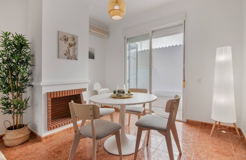 Ayamonte House | Villa 'Marília' with Private Terrace, Wi-Fi and Air Conditioning