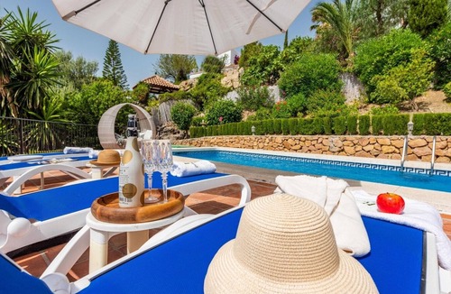 Vinuela Villa | Villa Maroma Viñuela by Ruralidays