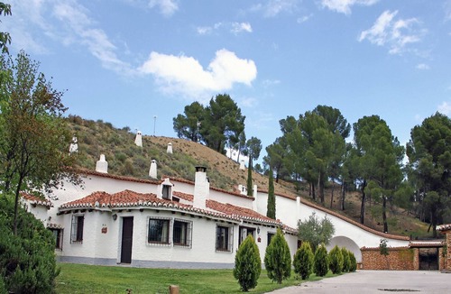 Alcudia de Guadix House | Villa near Granada with Sierra Views
