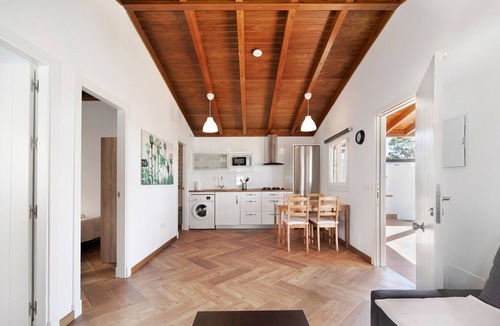 Chiclana de la Frontera Villa | Villa 'Novo Sancti Petri 3' with Private Pool, Wi-Fi and Air Conditioning