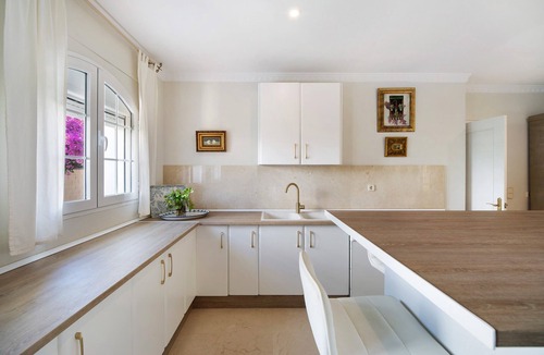 El Puerto de Santa Maria Villa | Villa 'Olmo Tree' with Private Pool, Perfect for Families and Couples