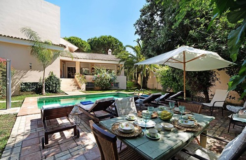 El Puerto de Santa Maria Villa | Villa 'Olmo Tree' with Private Pool, Perfect for Families and Couples
