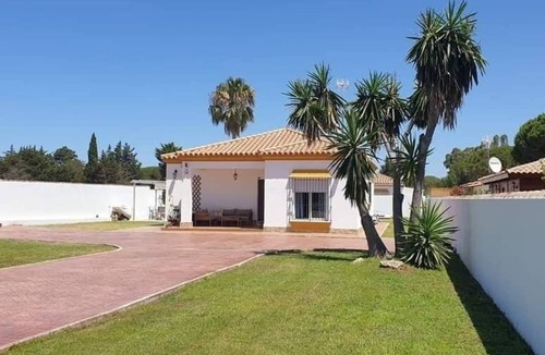 Chiclana de la Frontera Ski Chalet | Villa Orchard View in Chiclana