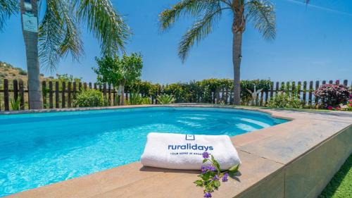 Arenas Villa | Villa Paraiso Arenas by Ruralidays