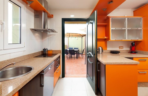 Velez-Malaga Villa | Villa 'Pepa' with Sea Views, Heated Pool, and Wi-Fi
