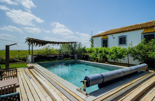 Alcala de Guadaira Villa | Villa 'Rancho Jardines De Marchenilla' with Private Pool, Wi-Fi and Air Conditioning
