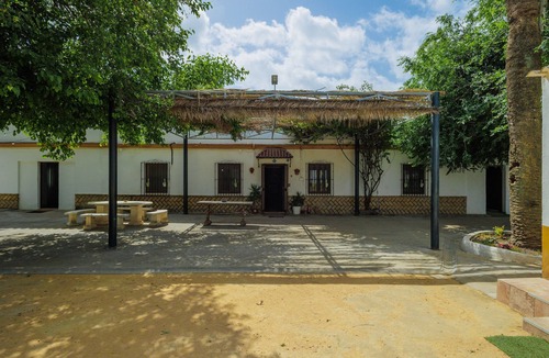 Alcala de Guadaira Villa | Villa 'Rancho Jardines De Marchenilla' with Private Pool, Wi-Fi and Air Conditioning
