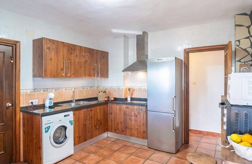 Velez-Malaga Cottage | Villa Rocío: Private retreat with pool, pets welcome, 5 min from the beach