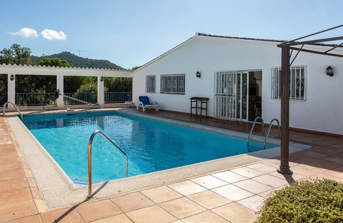 Santa Cristina de Aro Villa | Villa 'Sea près des golfs-El Sol Naciente' with Mountain View, Pool and Wi-Fi