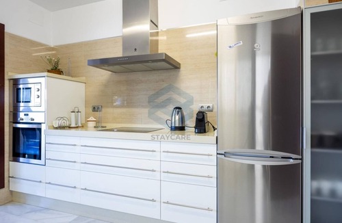 Rota House | Villa Sol Sal free parking by Staycare