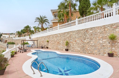 Itrabo Villa | Villa 'Soraida' with Mountain and Sea Views, Wi-Fi