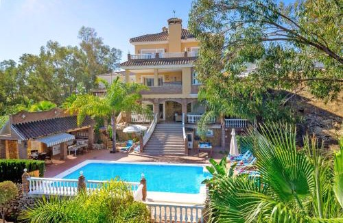 Mijas Villa | Villa Trebol by Villa Plus