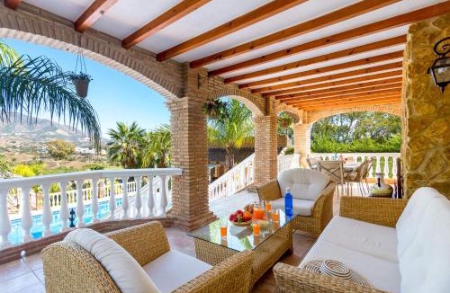 Mijas Villa | Villa Trebol by Villa Plus