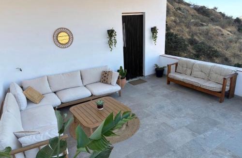 Malaga-Este Villa | Villa Trompetilla & Casa Cactus Luxury Wellness Villa with Pool, Yoga Studio & Hammam for 20p in Montes de Málaga 40 min to Malaga city