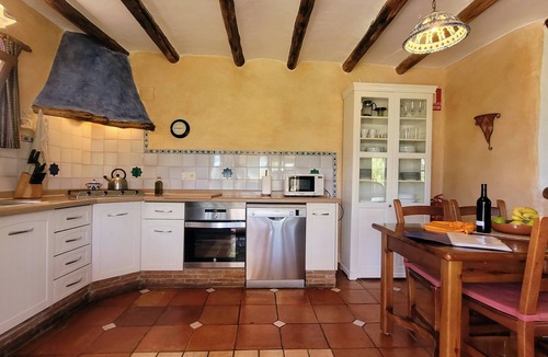 Orgiva House | Villa Tropical; High Standard Space Calm, Eco-Property Saltwater-Pool Child-Safe
