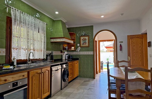 El Puerto de Santa Maria Villa | Villa Valdeazahares - Ole Solutions
