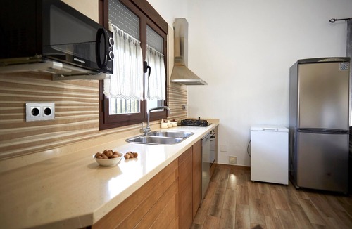 Pozo Alcon Villa | Villa 'Vega' with Mountain Views, Wi-Fi and Air Conditioning
