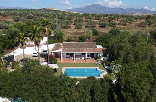 Coin Villa | Villa with large pool in a paradise setting between Marbella and Malaga
