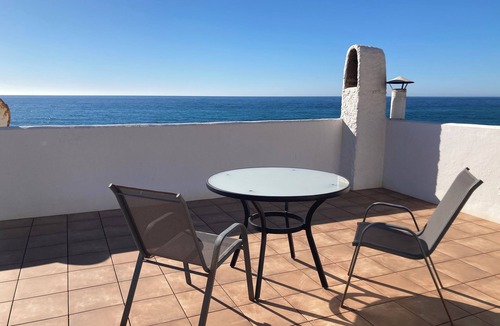 Guainos Bajos Villa | Villa with private access to the beach, great intimacy