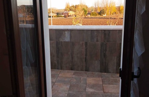Vadocondes Villa | Villa year 2021, overlooking the wineries of the Duero rivera. Accepts pets.