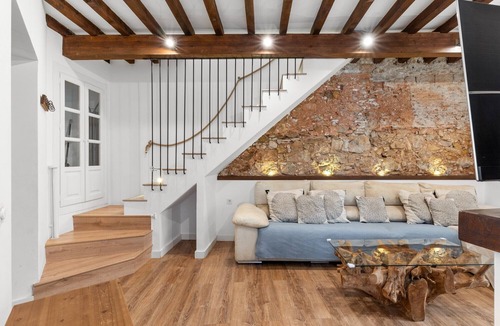 Historic Center of Estepona House | Village house, 100m from the beach, with Wi-Fi and air conditioning