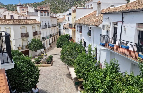 Ubrique Villa | Village house Laverdura