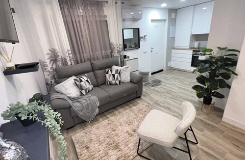 Villa de Vallecas Apartment | Villamadrid Home, ideal for families, two vacation apartments, 7 minutes from the metro.