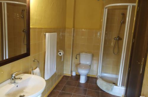 Burgohondo House | Viv. De Uso Turístico Fuente el Tejo - Casa Ana