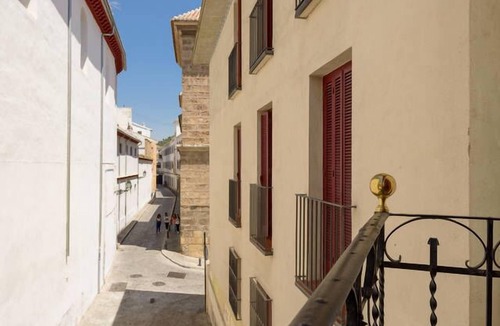 Albaicin Apartment | WIFI Internet center Cheap Calderería