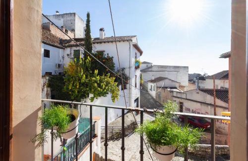 San Ildefonso Apartment | WintowinRentals Fabuloso ático con terraza junto al Albaicín