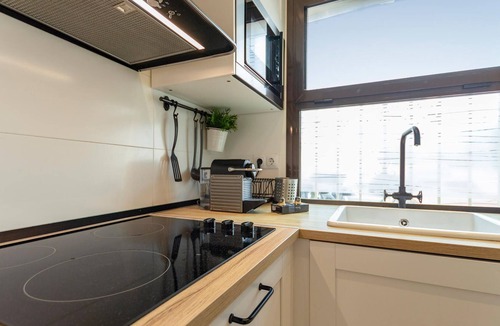 Torrequebrada Apartment | Wonderful vacation accommodation between Marbella and Malaga.