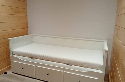 Urbanizacion Puerto de Estepona Apartment | Wooden house 2