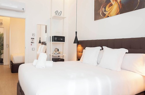 Centro Hotel | Woohoo Rooms Boutique Luna