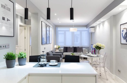 Ensanche Centro Apartment | XPCE SOHO MALAGA REFURBISHED APARTMENT IN TRENDY NEIGHBORHOOD