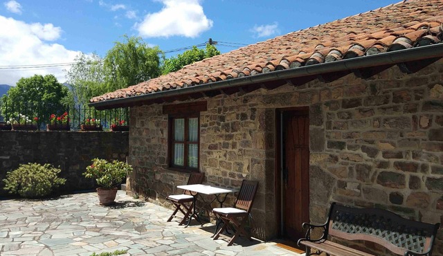 06-Apt 2Pax LA HACIENDA DE MARIA in Cabezon De Liebana