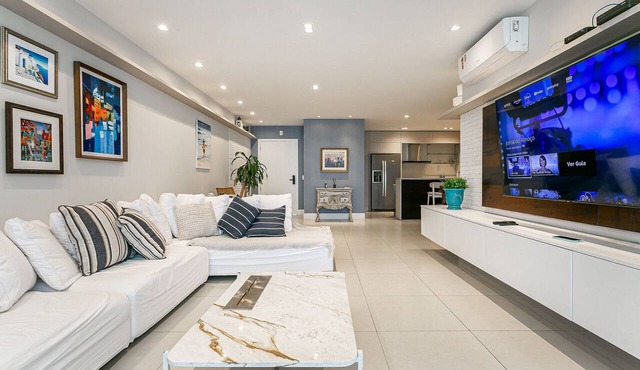 100m from beach | 3 suites | Barbecue area #CHA17 in Florianópolis