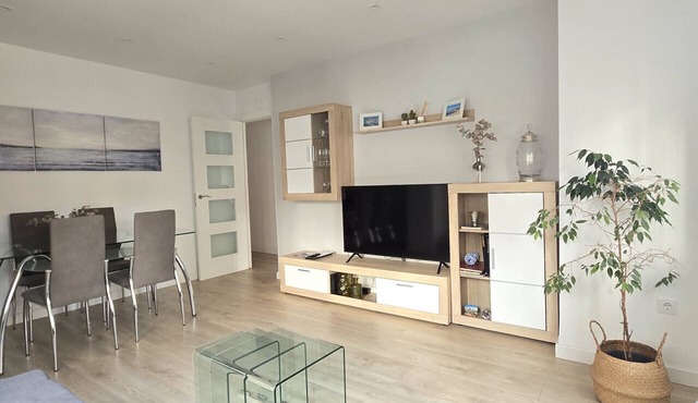 1A139 Apartamento en pleno centro de Gijón al lad