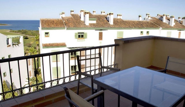 2 bedroom apartment with garden block 1 (Apartment 5)