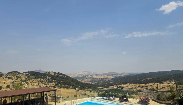 2 bedroom amazing home in Grazalema