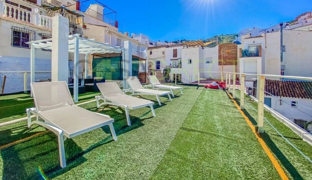 2 Bedroom Apartment in Sayalonga