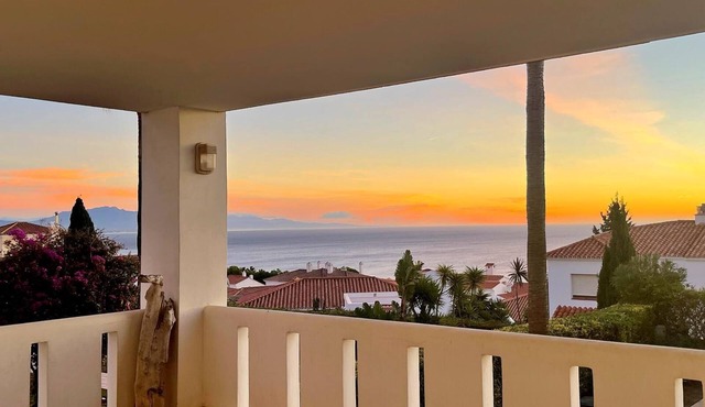 2-bedroom apartment sea view Manilva