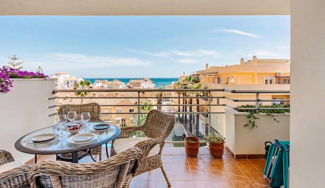 2 bedroom awesome apartment in Sabinillas