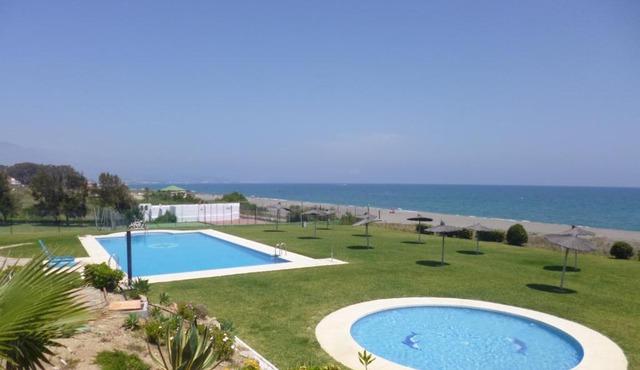 2203-1st line beach house!Aldea beach