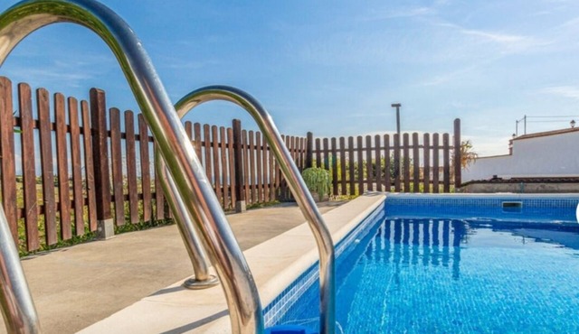 3 Bedrooms Villa In Manilva