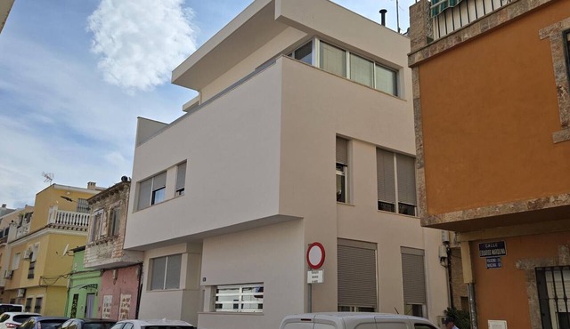 3-Storey Family Home near the Beach in Málaga