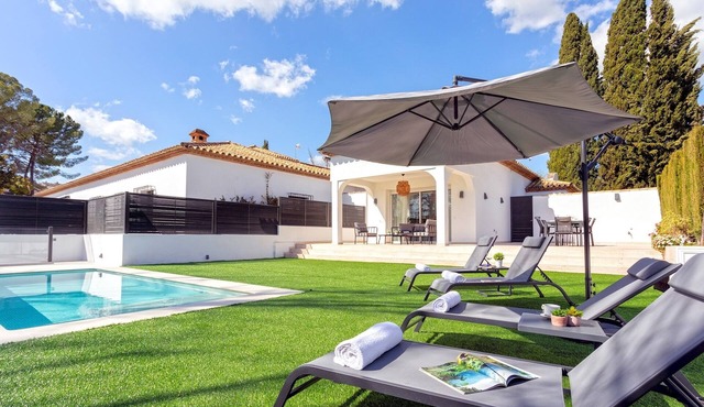 4BD Private Pool Villa in Córdoba. El Brillante
