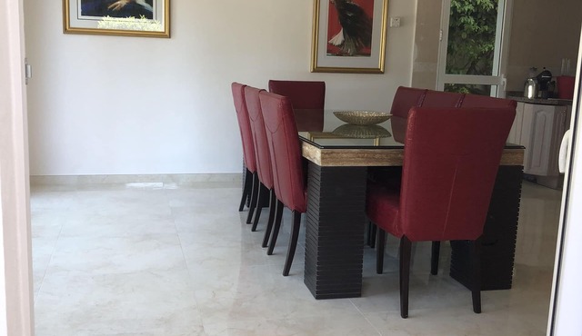 6 star villa
