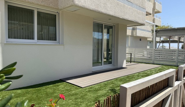 67A · Oceanfront with Private Terrace