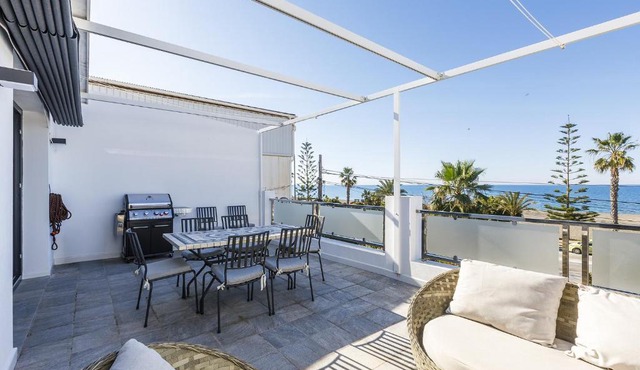 A&N Benajarafe Grand Beachfront Villa Apartment