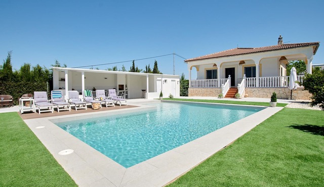 A two-storey cottage with private garden and soothing privacy.